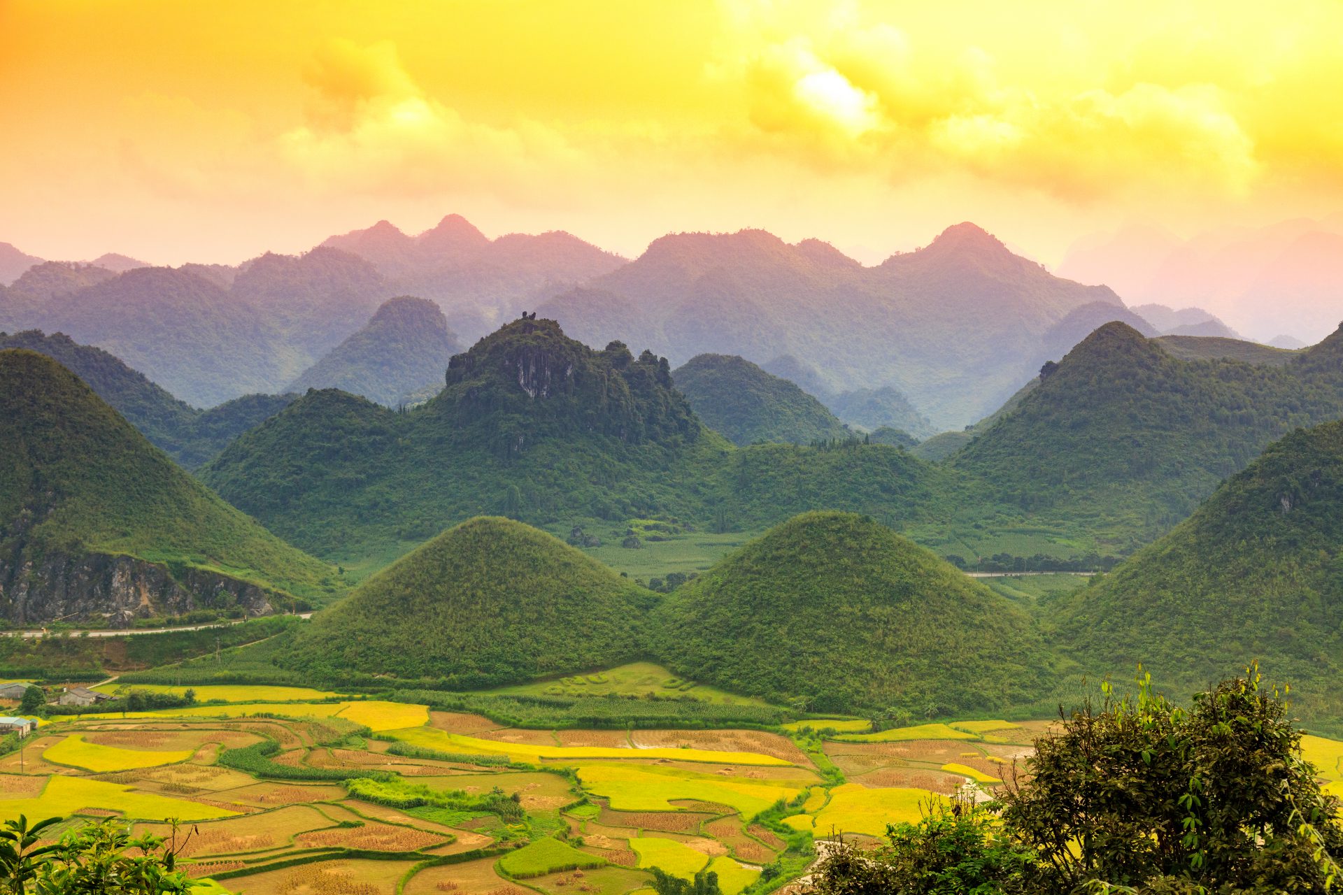 Highland Escapade: Ha Giang & Northern Vietnam Experience